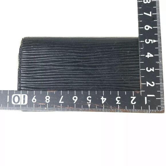 Louis Vuitton Epi Black 4 hook key case GUC - Picture 6 of 12